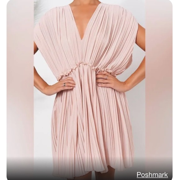 Small rose gold. whiteroom and cactus dress. From Vici. Never worn - Picture 2 of 5